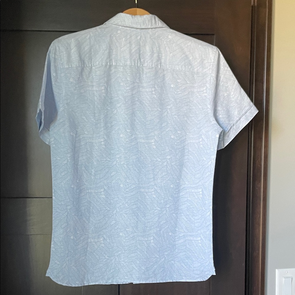 Perry Ellis Blue and White Short Sleeve Linen Blend Button down Size small - Picture 5 of 7